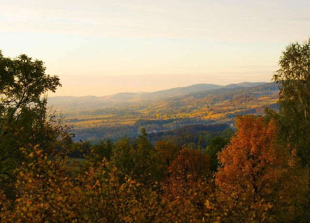 PIASKOWY KOŃ KARKONOSZE DREWNIANY DOM W GÓRACH Z BASENEM SAUNĄ I